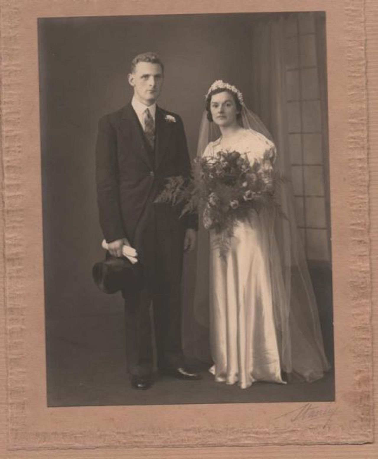 <p>JOHNSON George Charles - (Fortieth Anniversary), July 29. Fond memories of Charlie (High School, Dublin), also remembering his wife Phyllis - Mervyn, Deirdre and family.</p>